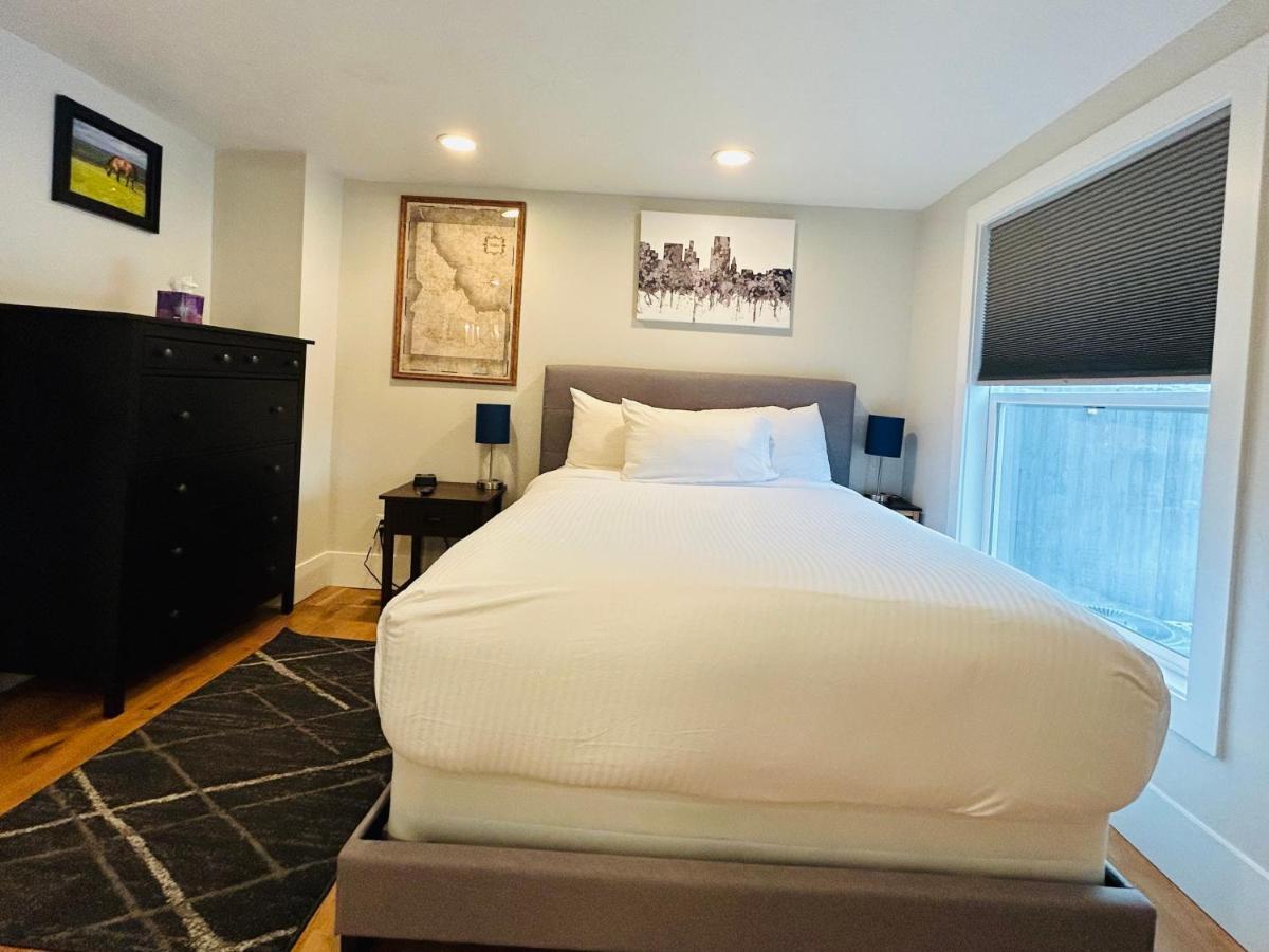 Little Blue Bungalow On Boise'S Bench, Pet Friendly, Fully Fenced Yard With Doggie Door! 2 Miles From Bsu, 5 Minutes From Downtown Boise, Desk And Workstation For Remote Workers, 2 Tv'S Large Walk-In Closet, Good For Mid-Term Stays 외부 사진