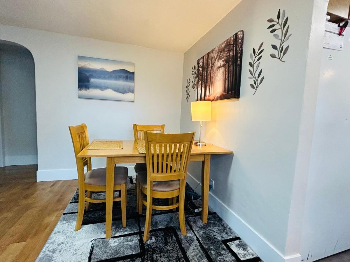 Little Blue Bungalow On Boise'S Bench, Pet Friendly, Fully Fenced Yard With Doggie Door! 2 Miles From Bsu, 5 Minutes From Downtown Boise, Desk And Workstation For Remote Workers, 2 Tv'S Large Walk-In Closet, Good For Mid-Term Stays 외부 사진