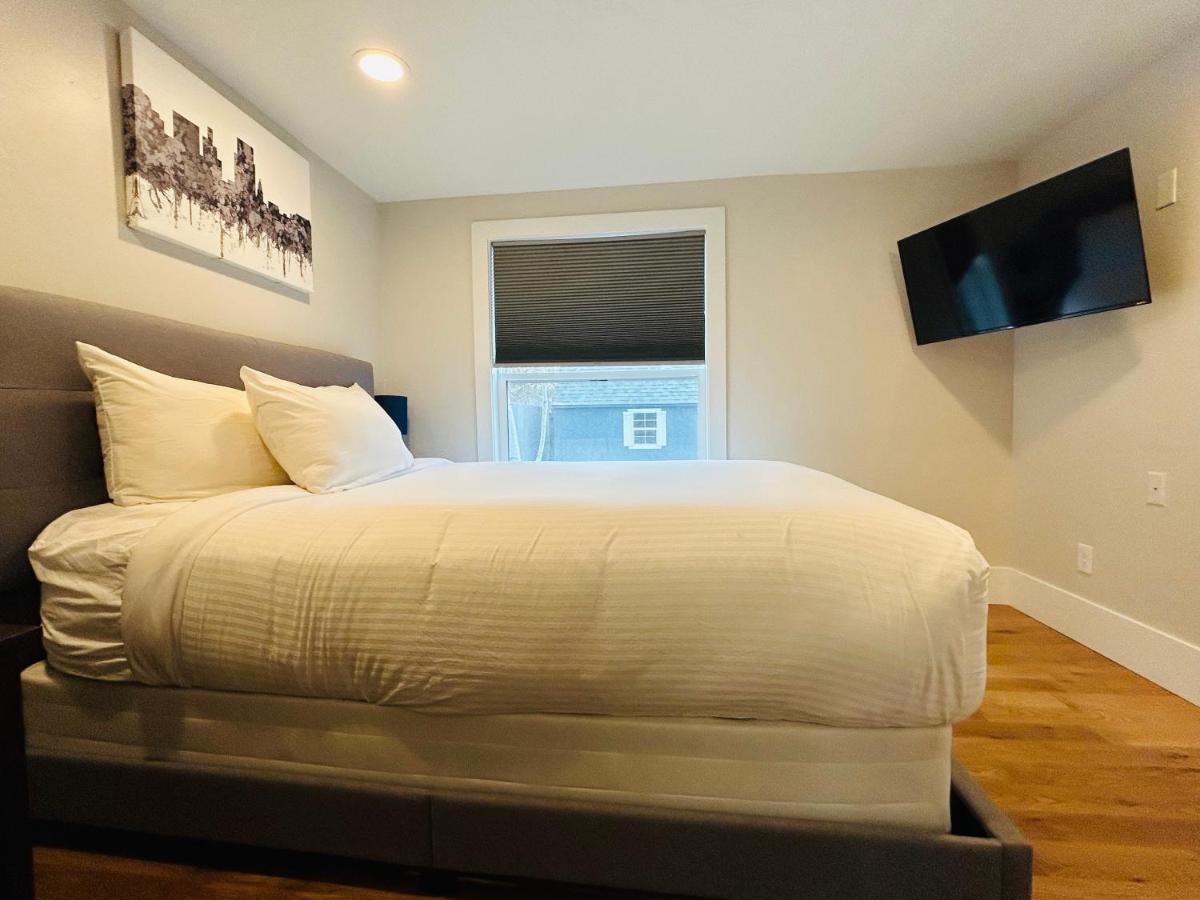 Little Blue Bungalow On Boise'S Bench, Pet Friendly, Fully Fenced Yard With Doggie Door! 2 Miles From Bsu, 5 Minutes From Downtown Boise, Desk And Workstation For Remote Workers, 2 Tv'S Large Walk-In Closet, Good For Mid-Term Stays 외부 사진
